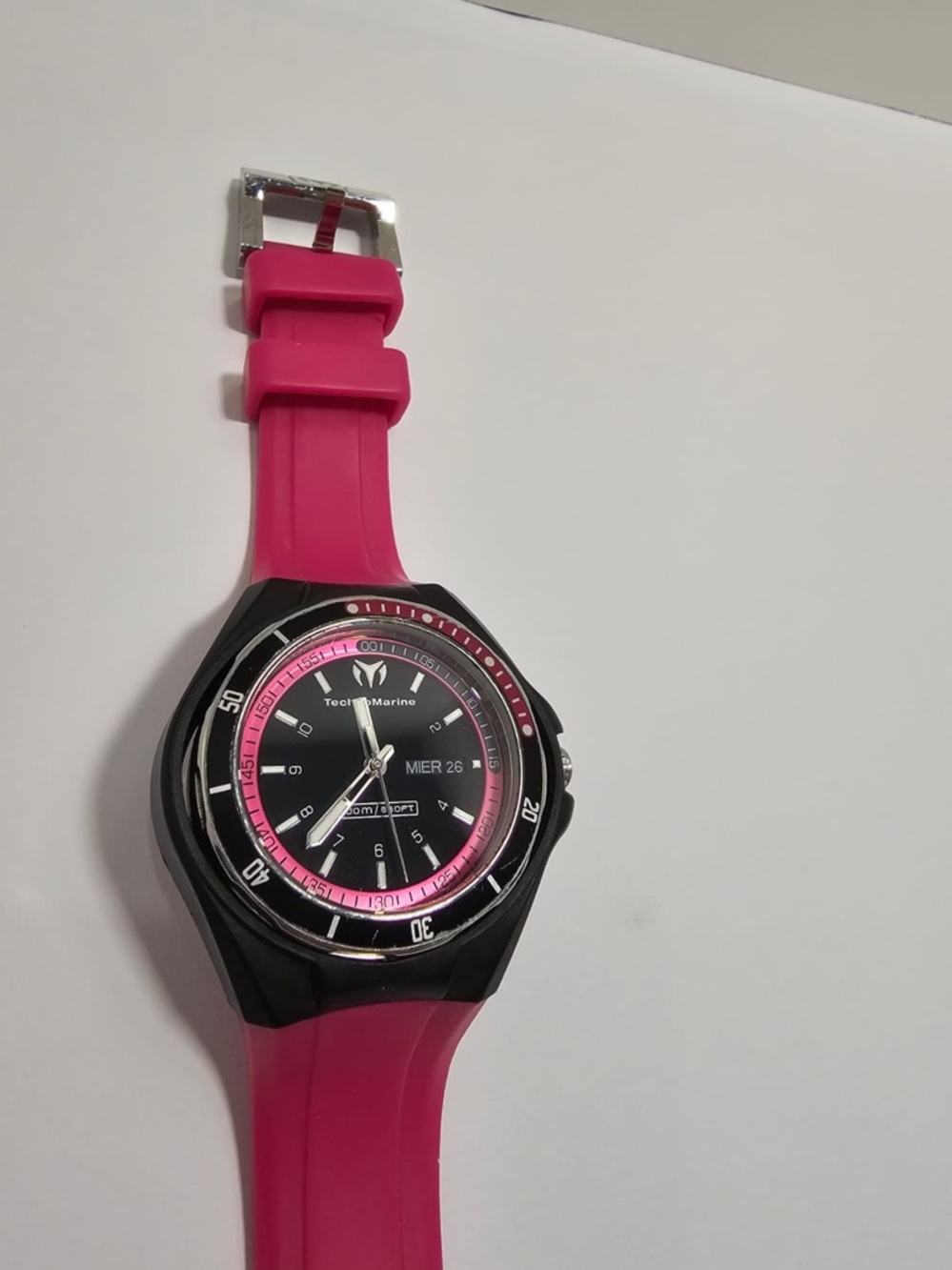 Authentic TechnoMarine Cruise 110013 Watch - Includes Pink & Black Straps + Box - Picture 4 of 7
